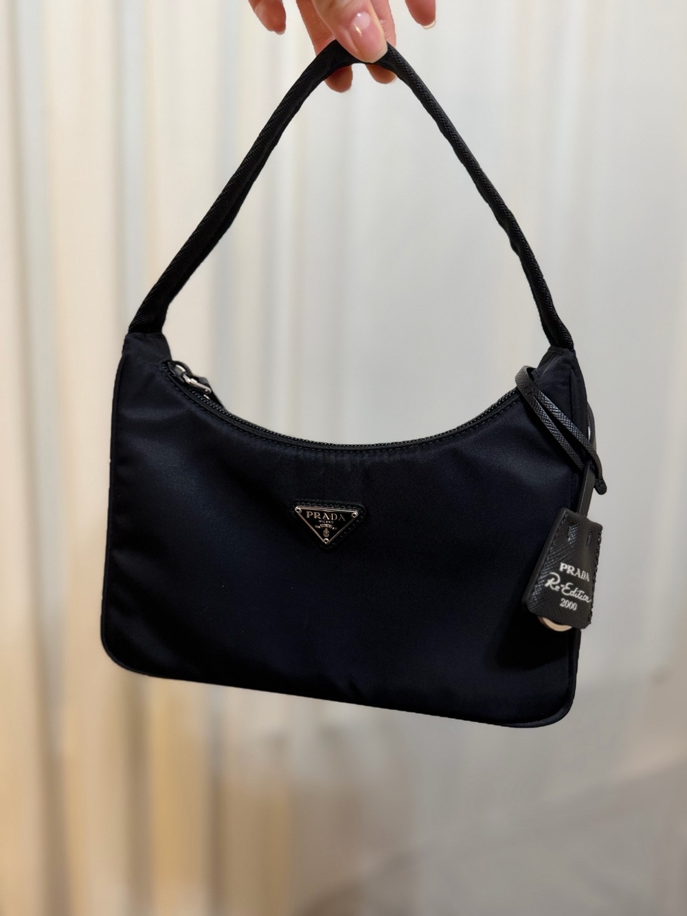 Prada Re-Edition 2000 Re-Nylon Bag - Picture 2 of 10